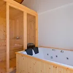 Vila Hira Faralya